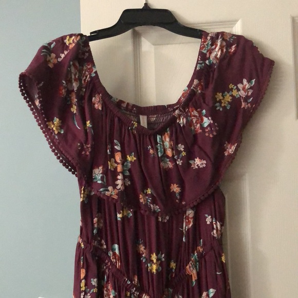 Jumpsuit - Picture 2 of 9